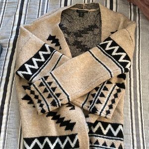 Tahari pattered cardigan